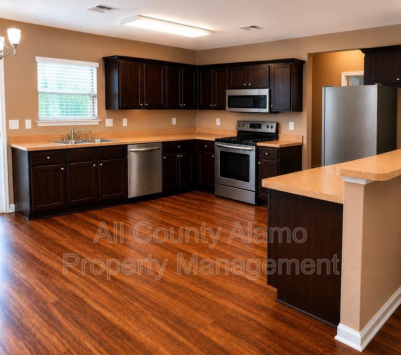 9006 Pinseeker - Photo 4 of 11