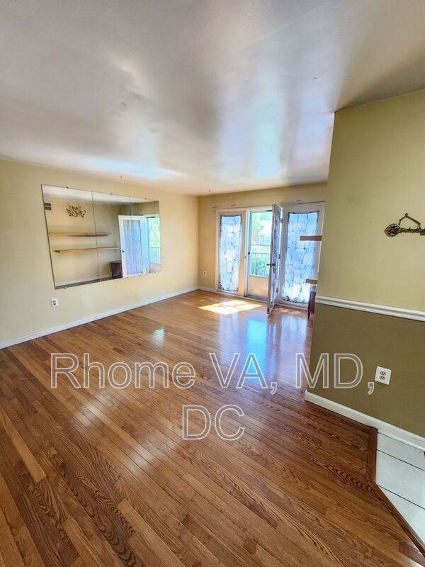 9473 Fairfax Blvd #301 - Photo 3 of 19