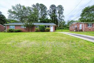 130 Pleasant Dr #A - Photo 1 of 1