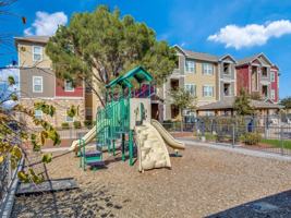 featured image of 1711 W Francis Ave