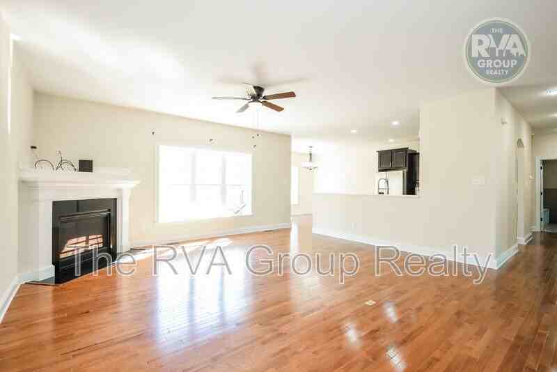 111 Wilkshire Ct - Photo 4 of 25