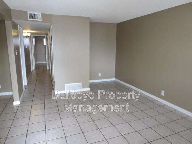 1901 S Farmer Ave #1901 - Photo 5 of 43