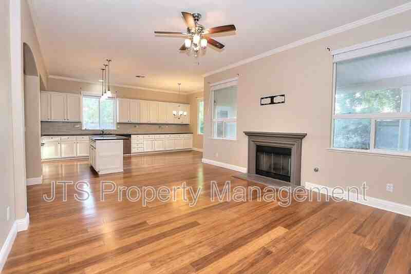 2040 San Esteban Cir - Photo 3 of 50