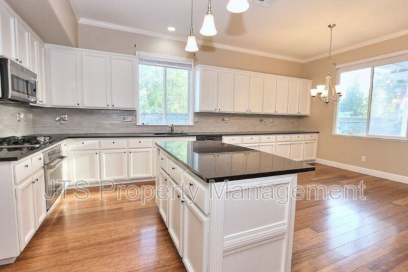 2040 San Esteban Cir - Photo 5 of 50