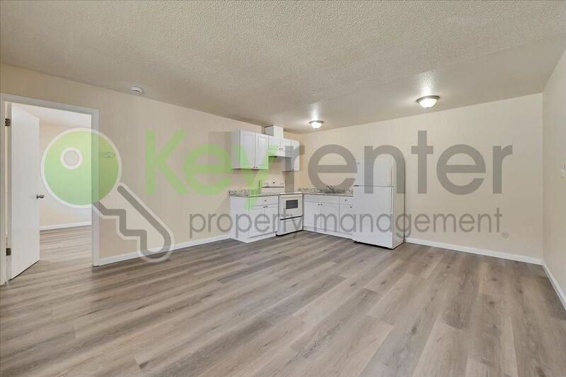 1071 Santiago Ave #6 - Photo 2 of 50