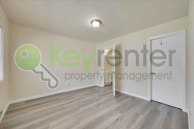 1071 Santiago Ave #6 - Photo 7 of 50