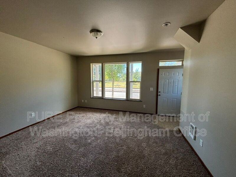 1980 Somerset St #104 - Photo 3 of 7