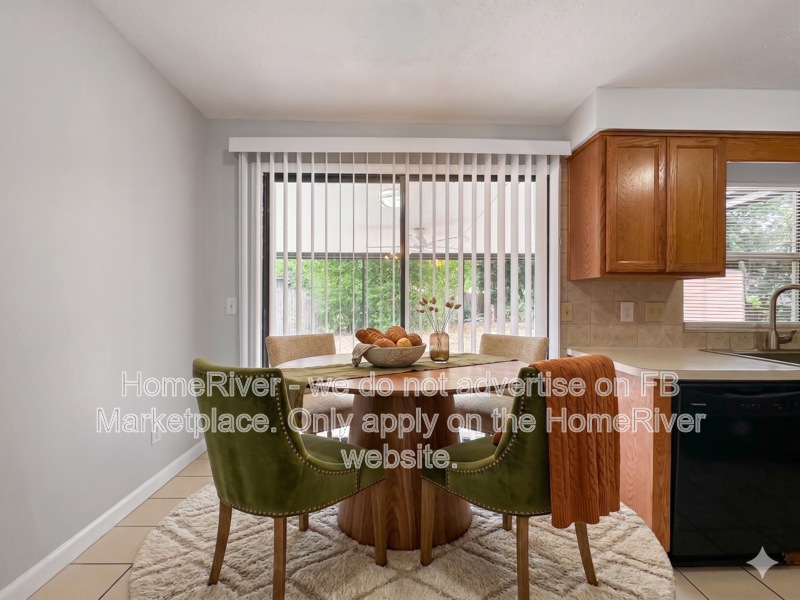 295 Blairmore Blvd - Photo 3 of 23