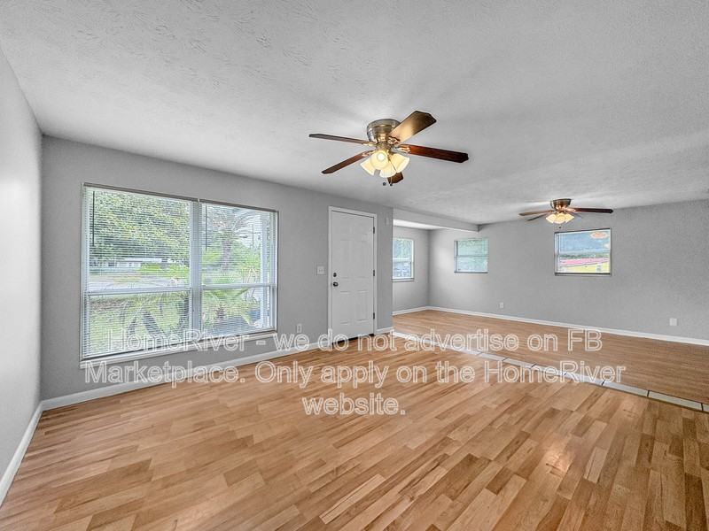 295 Blairmore Blvd - Photo 6 of 23