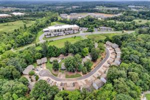 featured image of 2740 White Oak Ln
