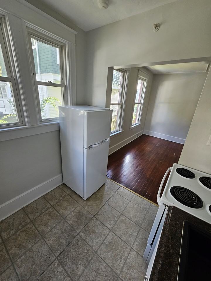 15 Lagrange Avenue - Photo 2 of 15