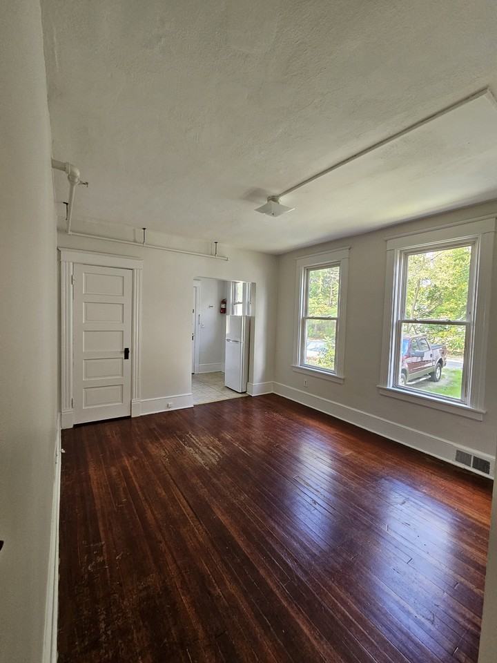 15 Lagrange Avenue - Photo 5 of 15