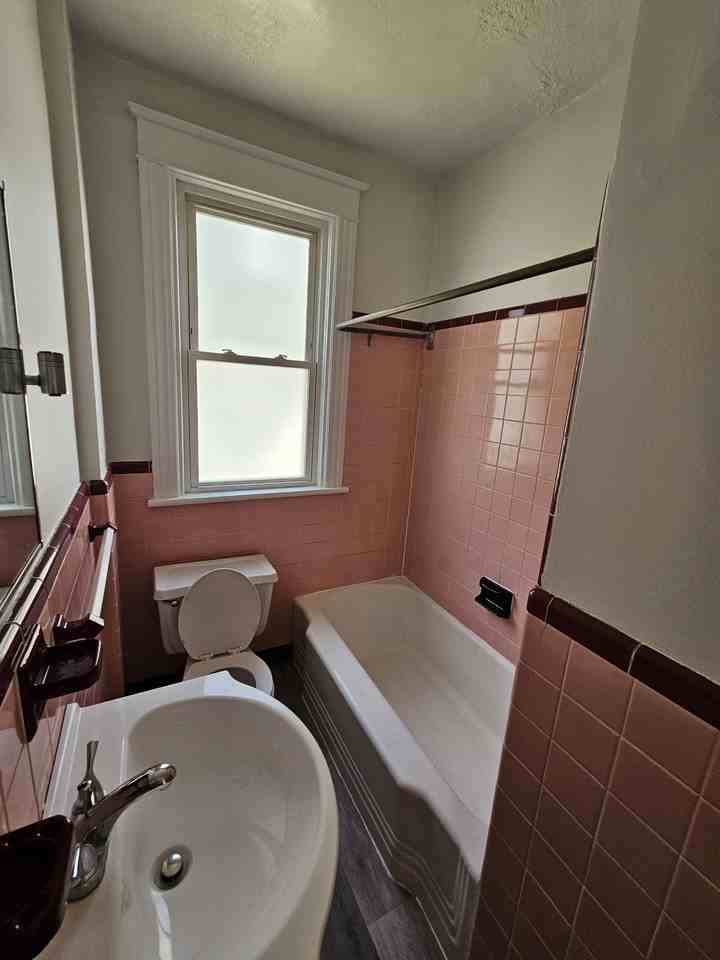15 Lagrange Avenue - Photo 6 of 15