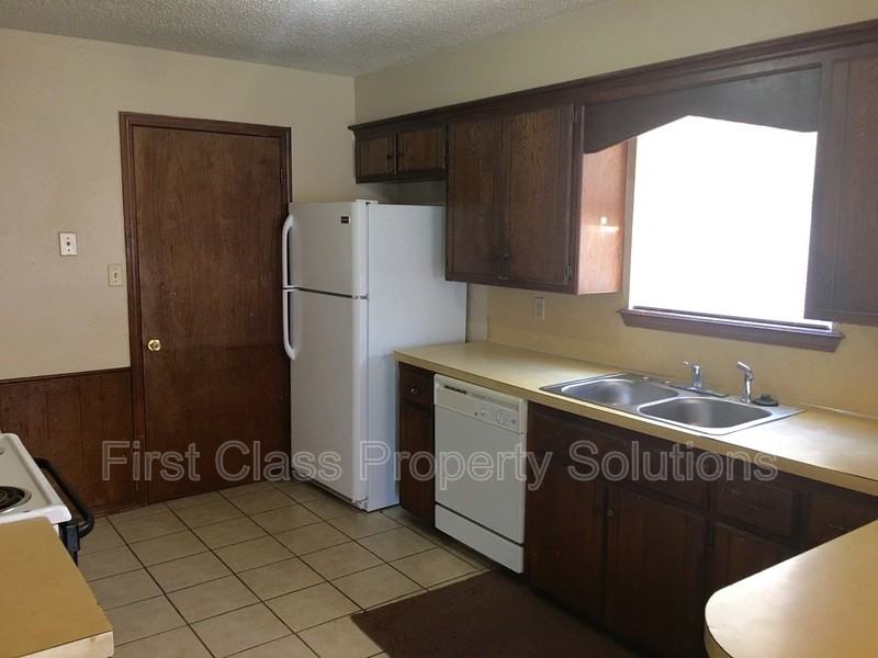 513 Nw 114th St - Photo 5 of 16