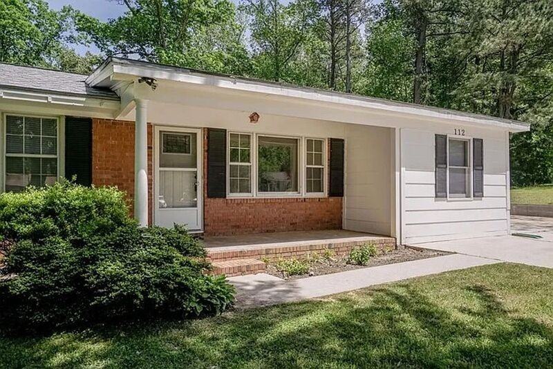 112 Old Meadowbrook Dr - Photo 2 of 21