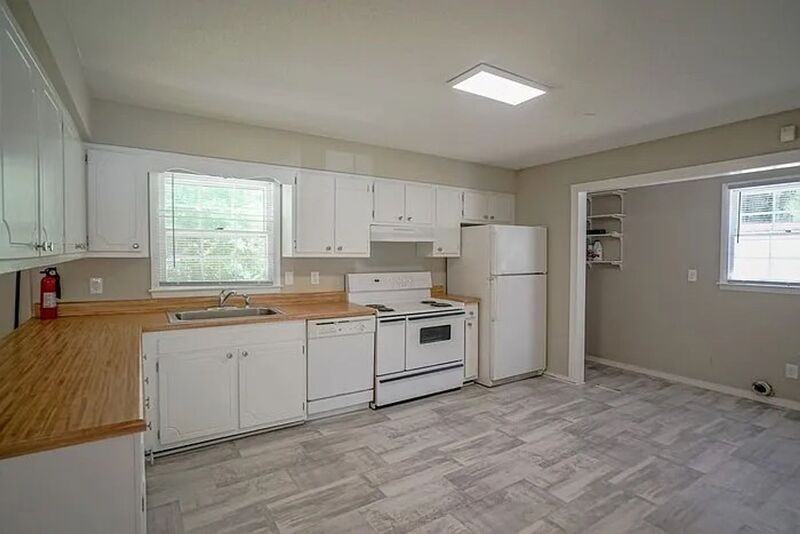 112 Old Meadowbrook Dr - Photo 7 of 21