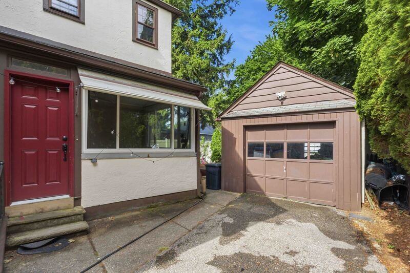 10 N Elk Ave - Photo 2 of 28