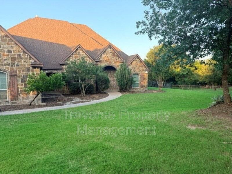 129 Acorn Ln - Photo 3 of 42
