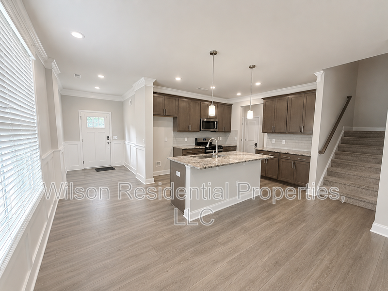 216 Stamm Dr - Photo 2 of 12