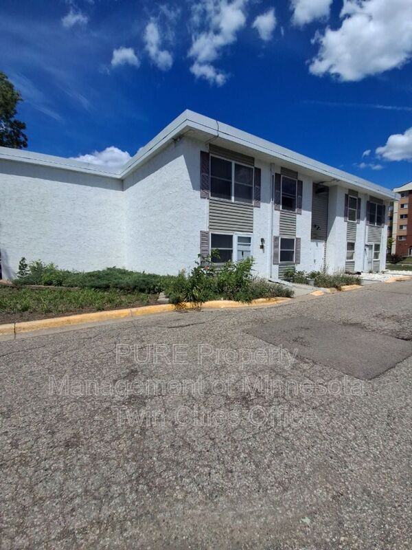 1531 American Blvd E #116
