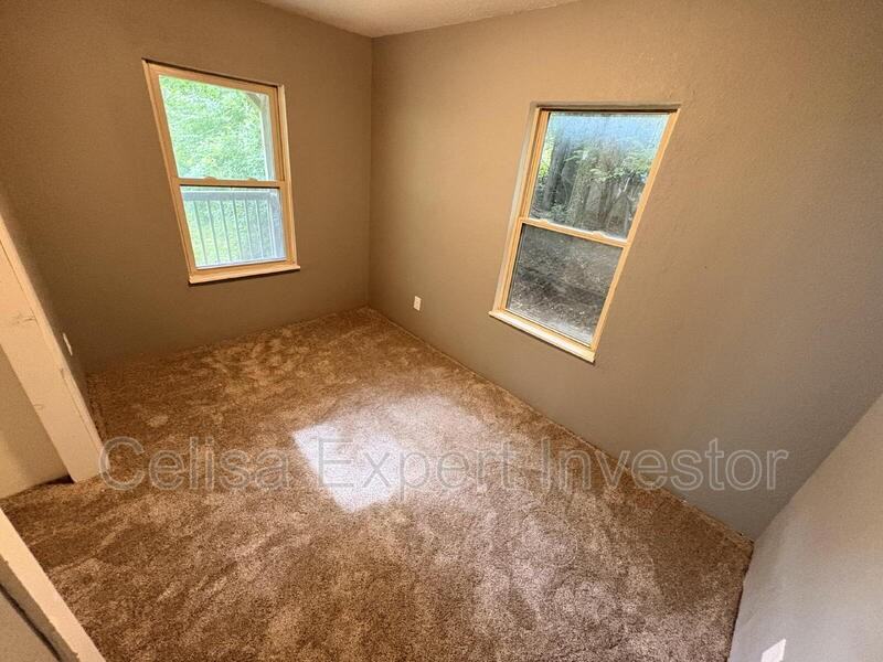 1419 Huestis Ave - Photo 5 of 6