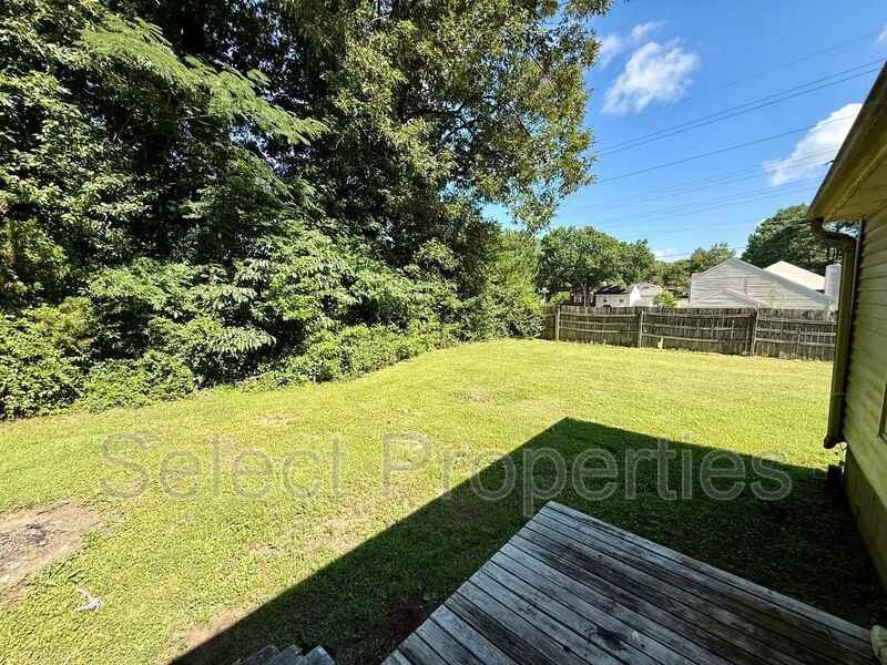 1401 Elmdale Pl #A - Photo 5 of 5