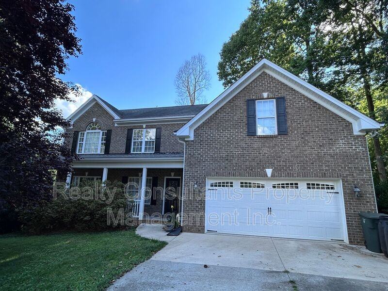 4540 Pebble Lake Dr - Photo 2 of 50