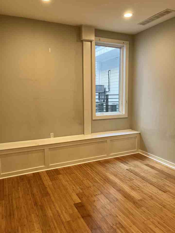 1711 - 1713 Fairmount Ave - Photo 2 of 7