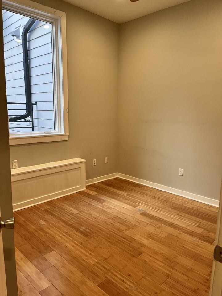 1711 - 1713 Fairmount Ave - Photo 5 of 7