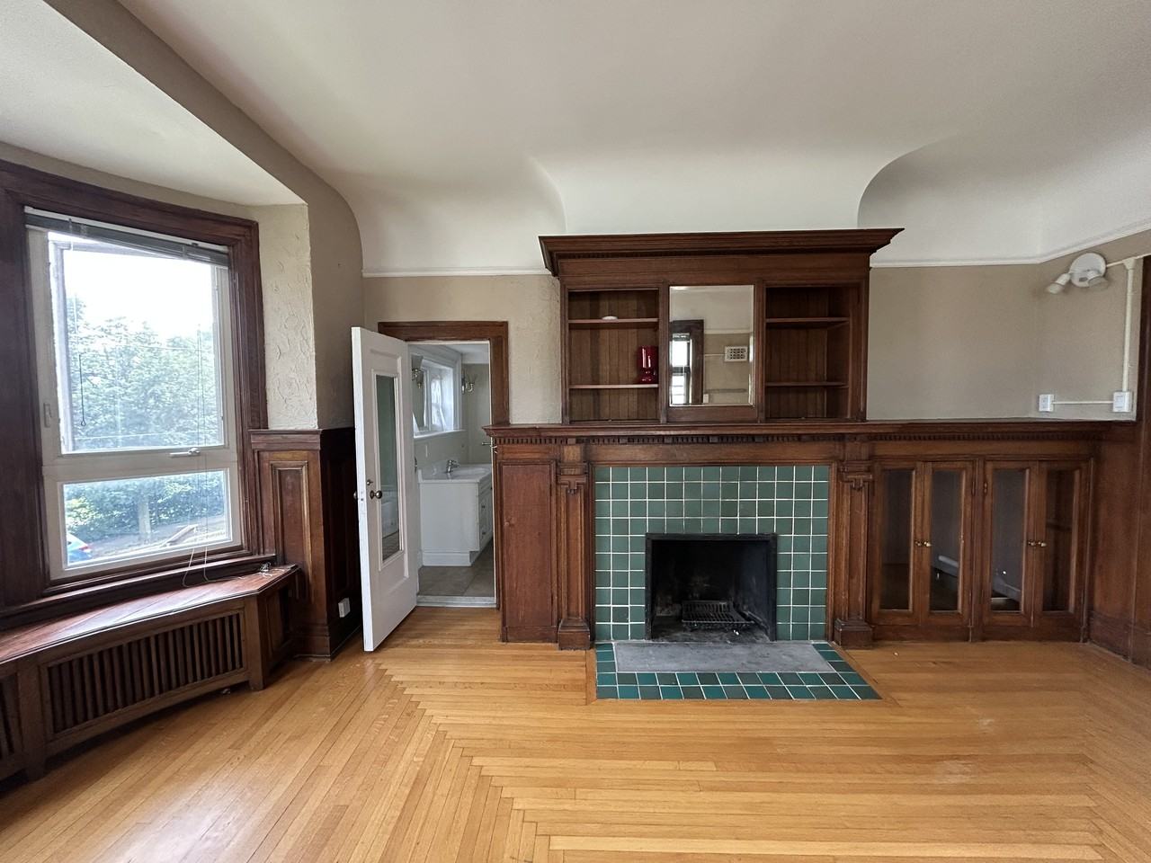 646 Broadview Avenue #100c - Photo 6 of 8
