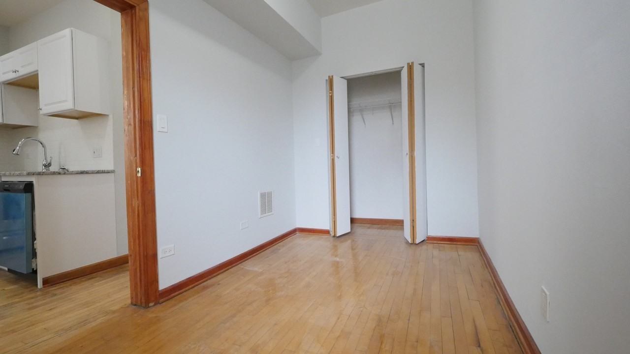 1424 N. Maplewood - Photo 5 of 17
