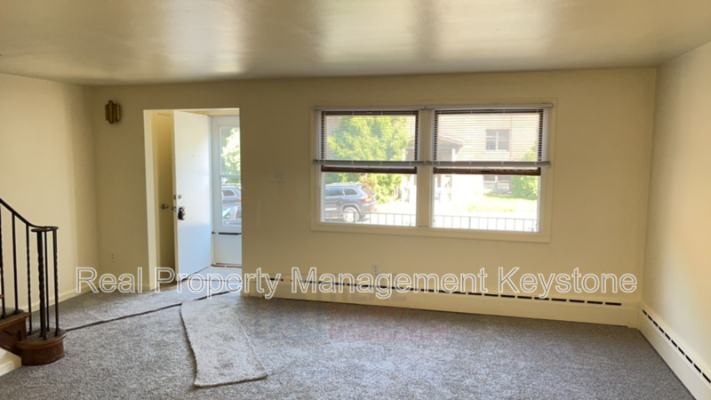 305 Greenlee Rd - Photo 5 of 22