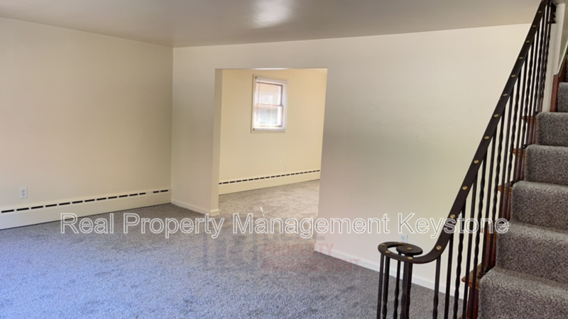 305 Greenlee Rd - Photo 6 of 22