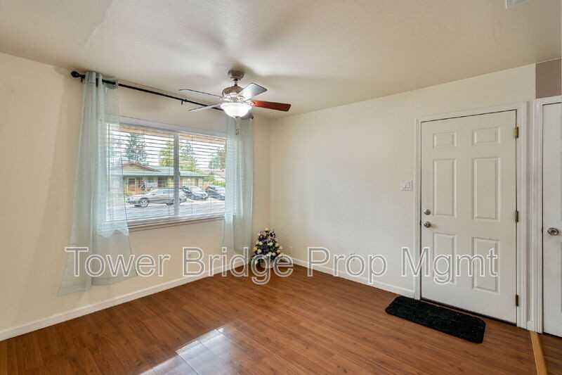1317 School St - Photo 6 of 30