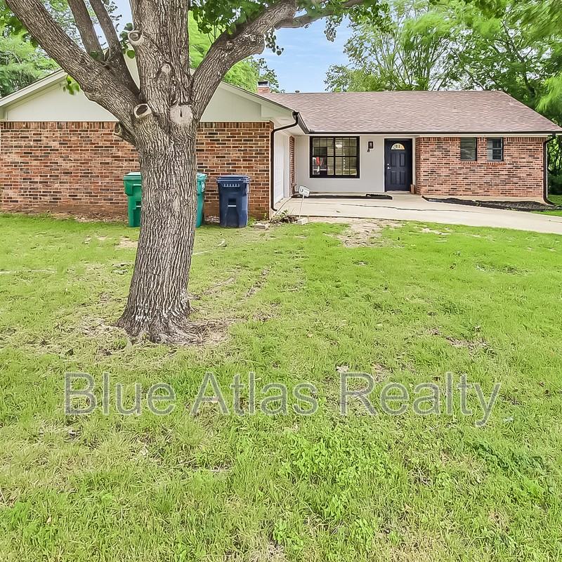 1329 E Windsor Dr - Photo 2 of 27
