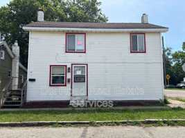 featured image of 3125 Harrison St #2