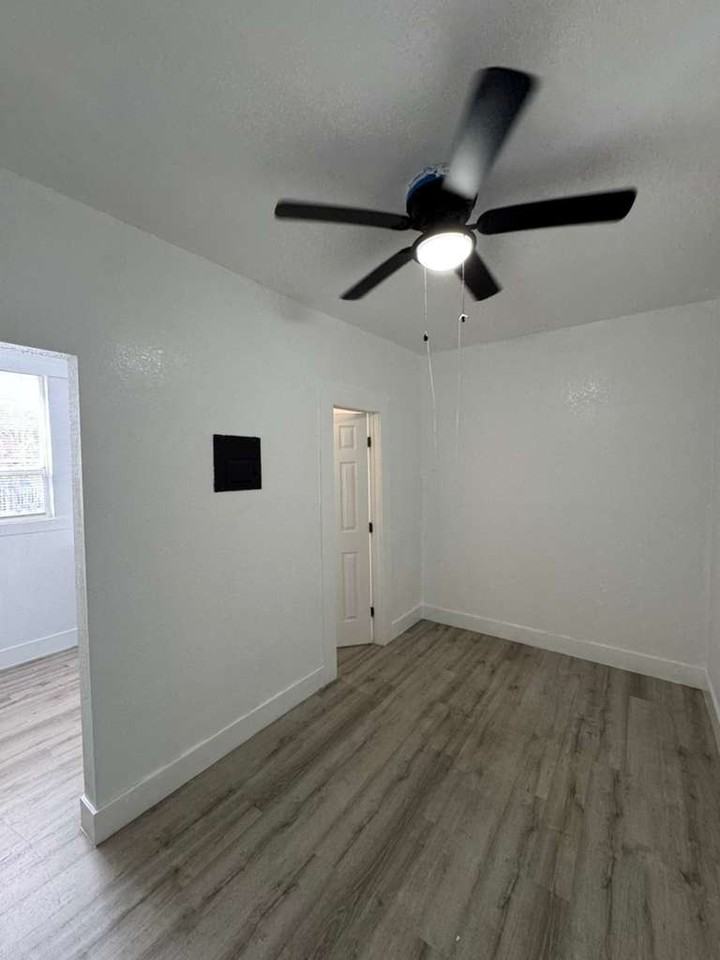 976 PALAZZO LLC - Photo 3 of 18