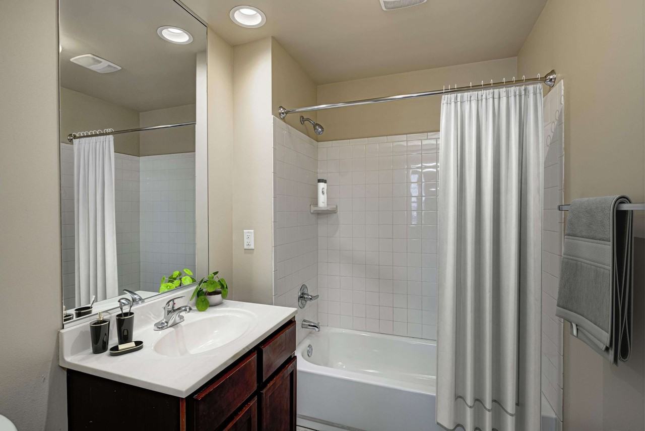Harding Street Lofts - Photo 7 of 25