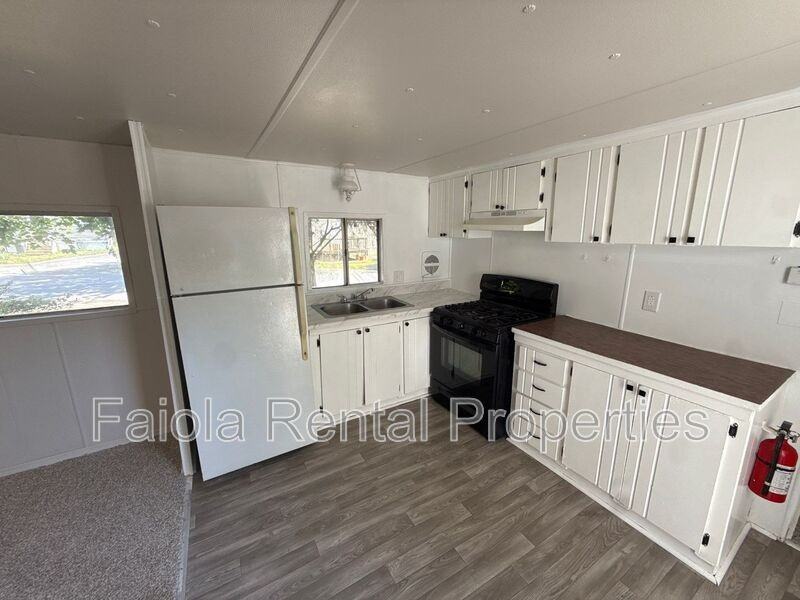 10 Talmar Ln - Photo 2 of 6