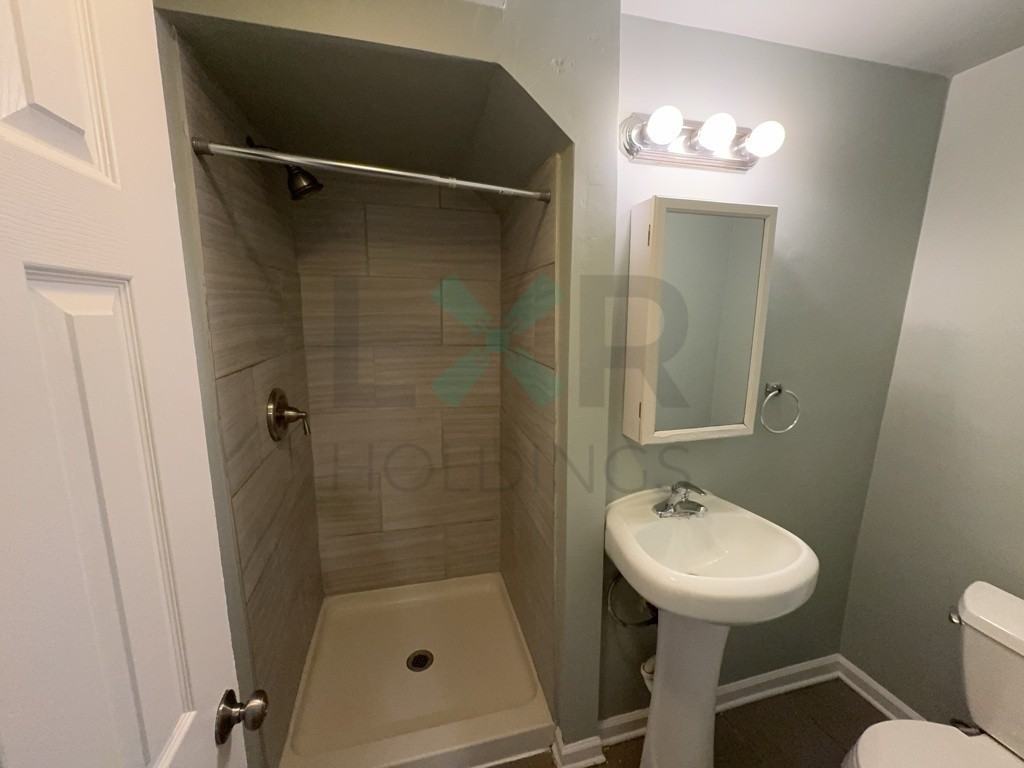 324 S 5th St, Darby Borough, PA - Photo 4 of 10
