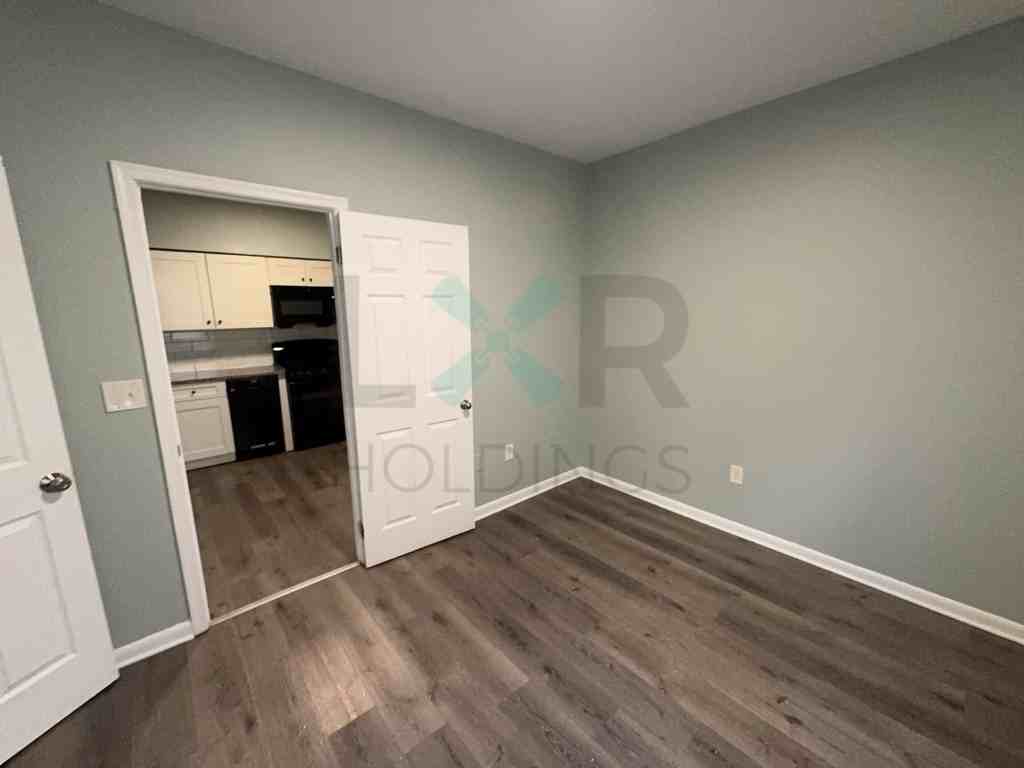324 S 5th St, Darby Borough, PA - Photo 5 of 10