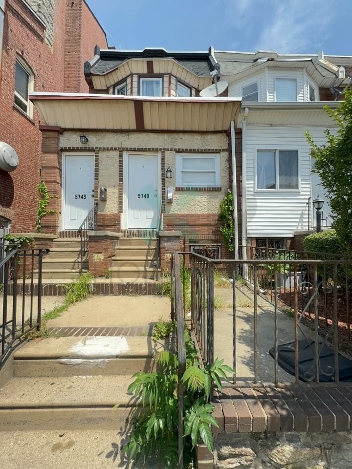 5749 Walnut St, Philadelphia, PA - Photo 2 of 10