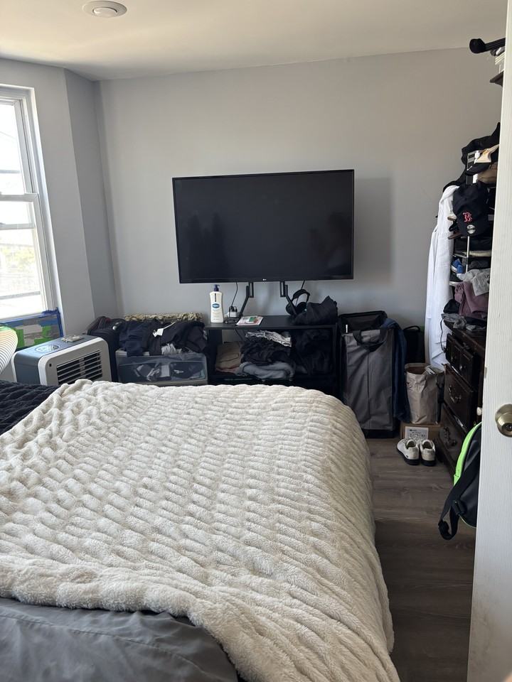 143 Canal St #4 - Photo 5 of 6