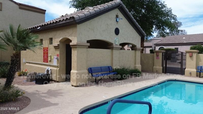7029 S Golfside Ln - Photo 4 of 38