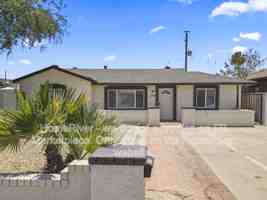 featured image of 1339 E Glenrosa Ave