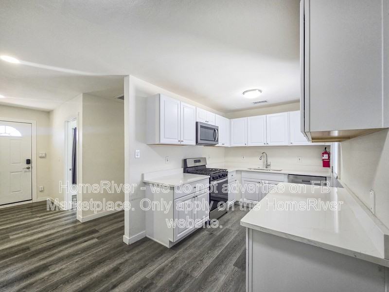 1339 E Glenrosa Ave - Photo 2 of 19