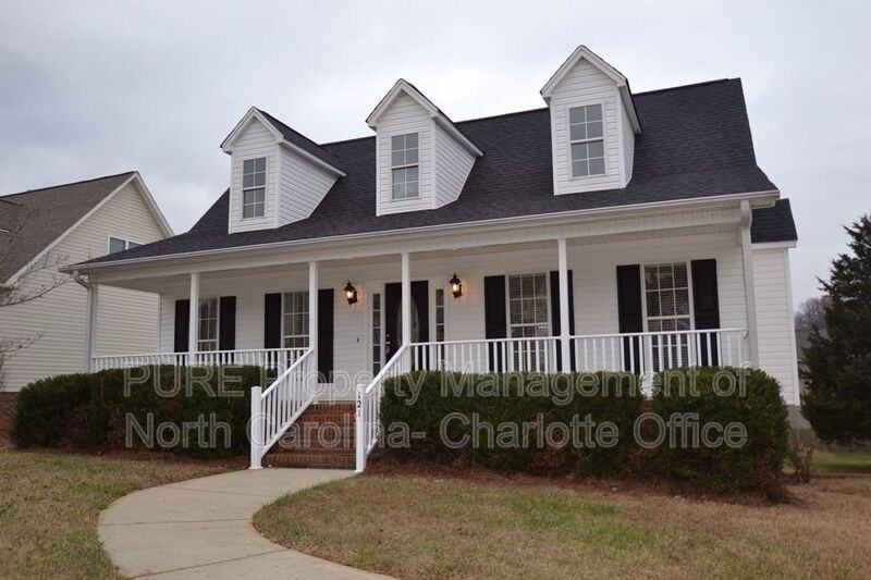 121 Sedge Meadow Dr - Photo 2 of 10