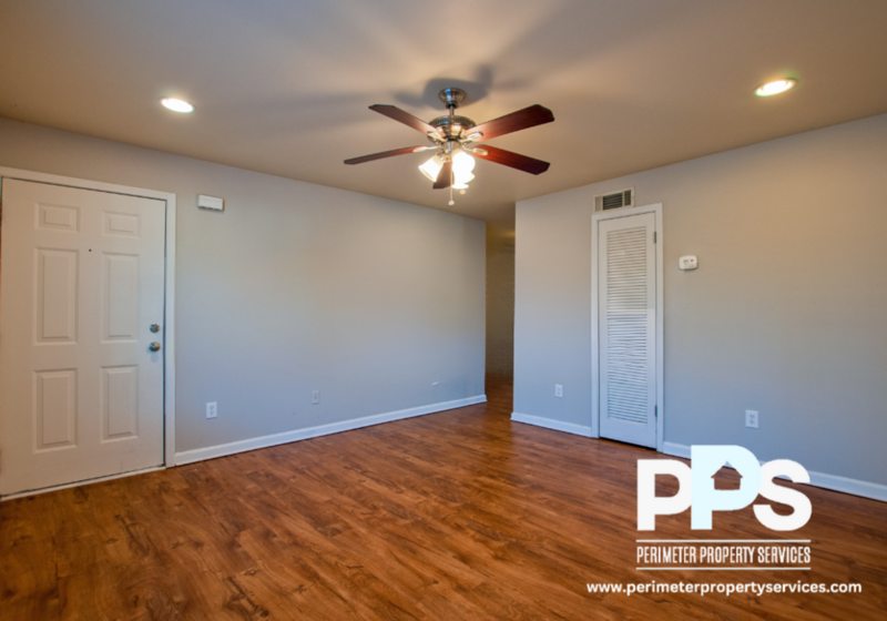 2145 Bolton Rd Nw #B2 - Photo 6 of 16