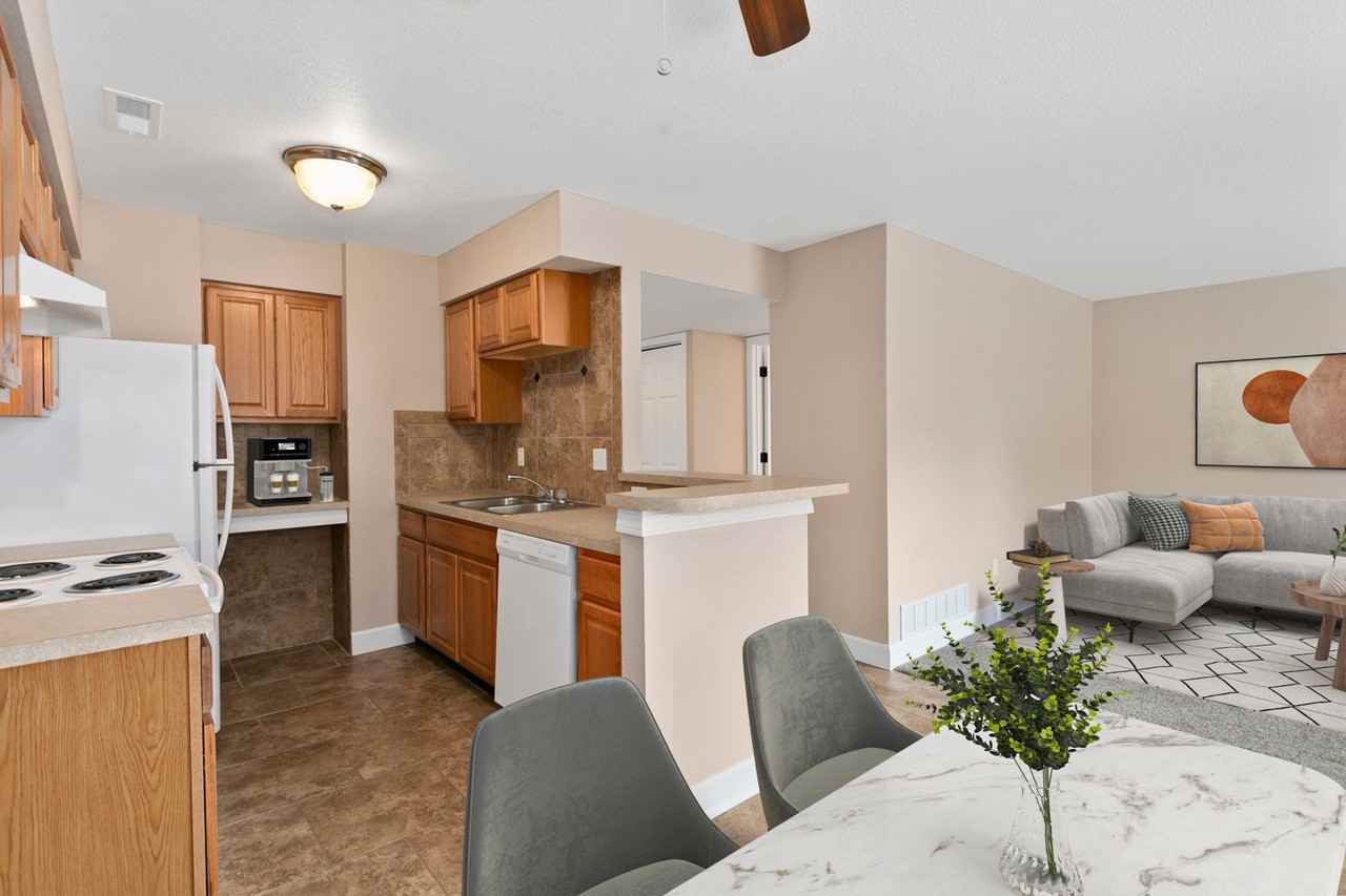 1312 Crosswinds Ct - Photo 6 of 21