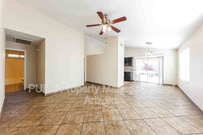 3514 W Fallen Leaf Ln - Photo 3 of 33